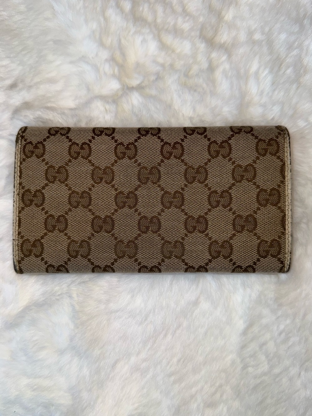Gucci Brown GG Supreme Flap Wallet with Metal Plaque - Picture 3 of 14